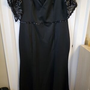Ever Pretty Black Gown with Lace Sleeves